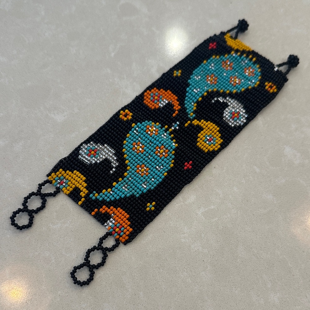 Mother Sierra “paisley” beaded bracelet
